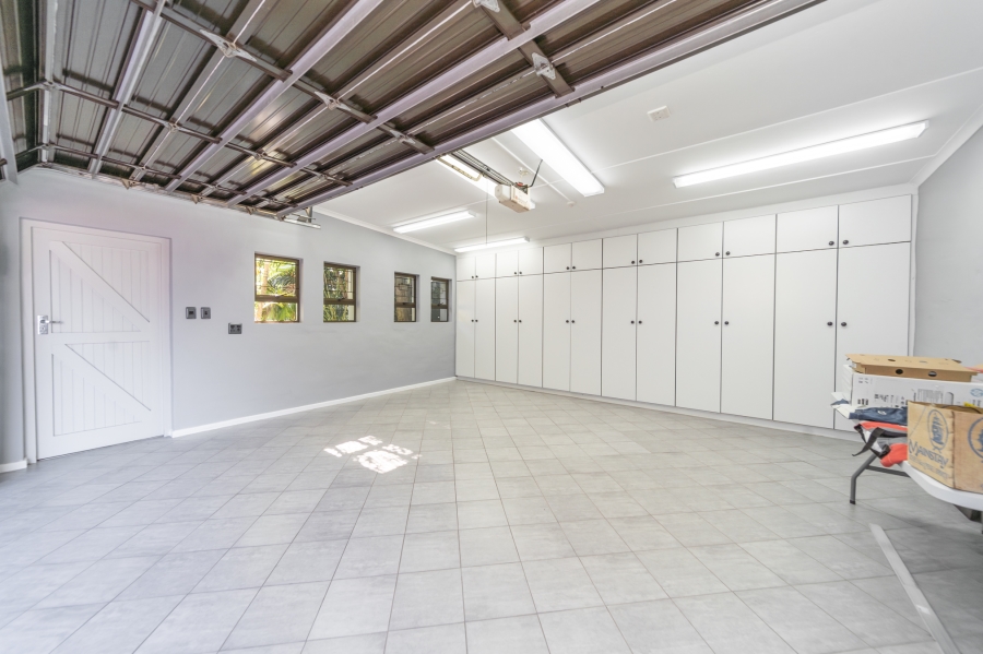5 Bedroom Property for Sale in Nahoon Valley Park Eastern Cape